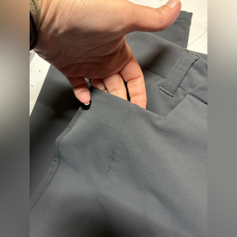 BetaBrand Traveler Cargo Pants, Women’s Size 12 Petite, Charcoal, Straight Leg - Picture 8 of 13